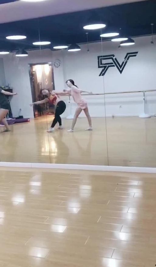 欢迎吃瓜舞蹈视频完整版,舞蹈视频完整版魅力解析